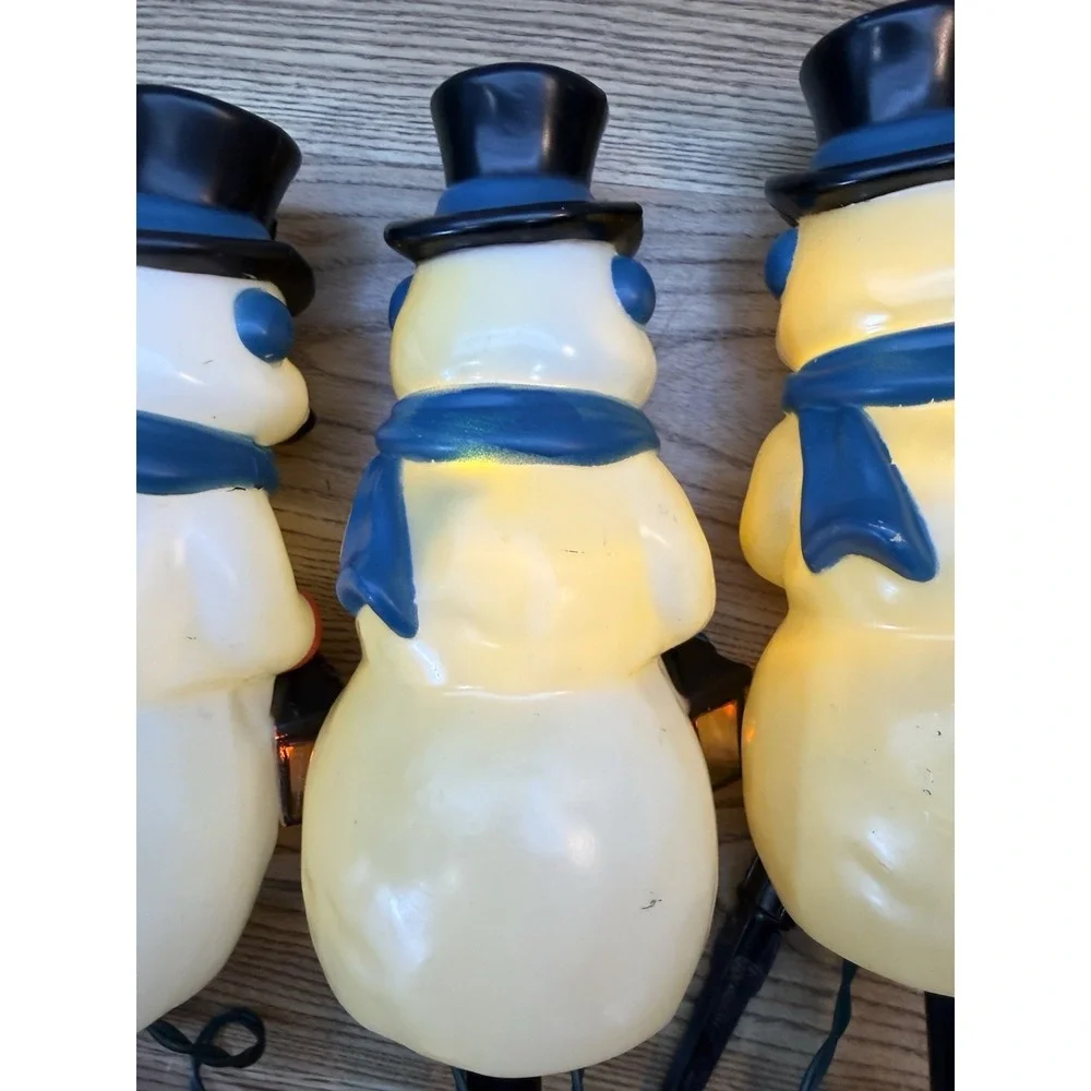 Vintage Blow Mold Snowman Pathway Lights Yard Stakes 4 Snowmen